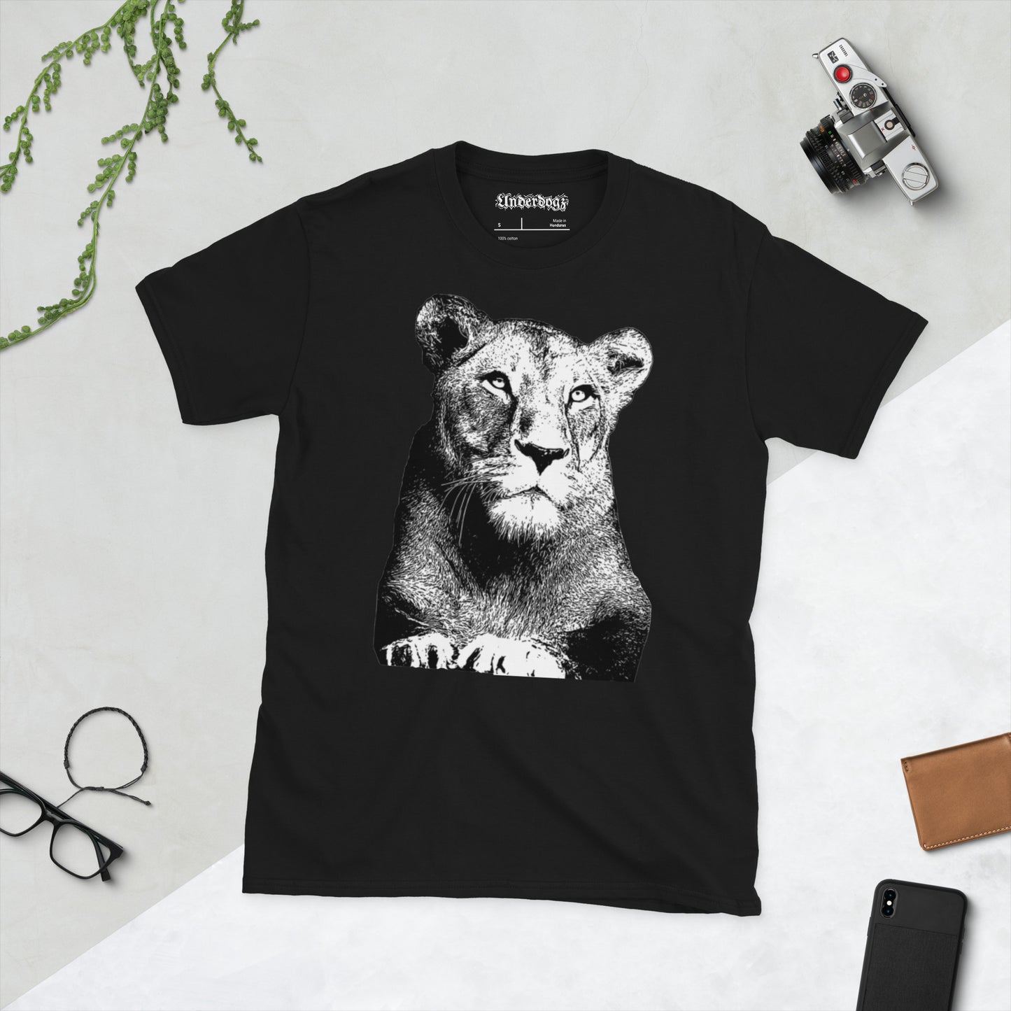 Unisex-T-Shirt Löwin