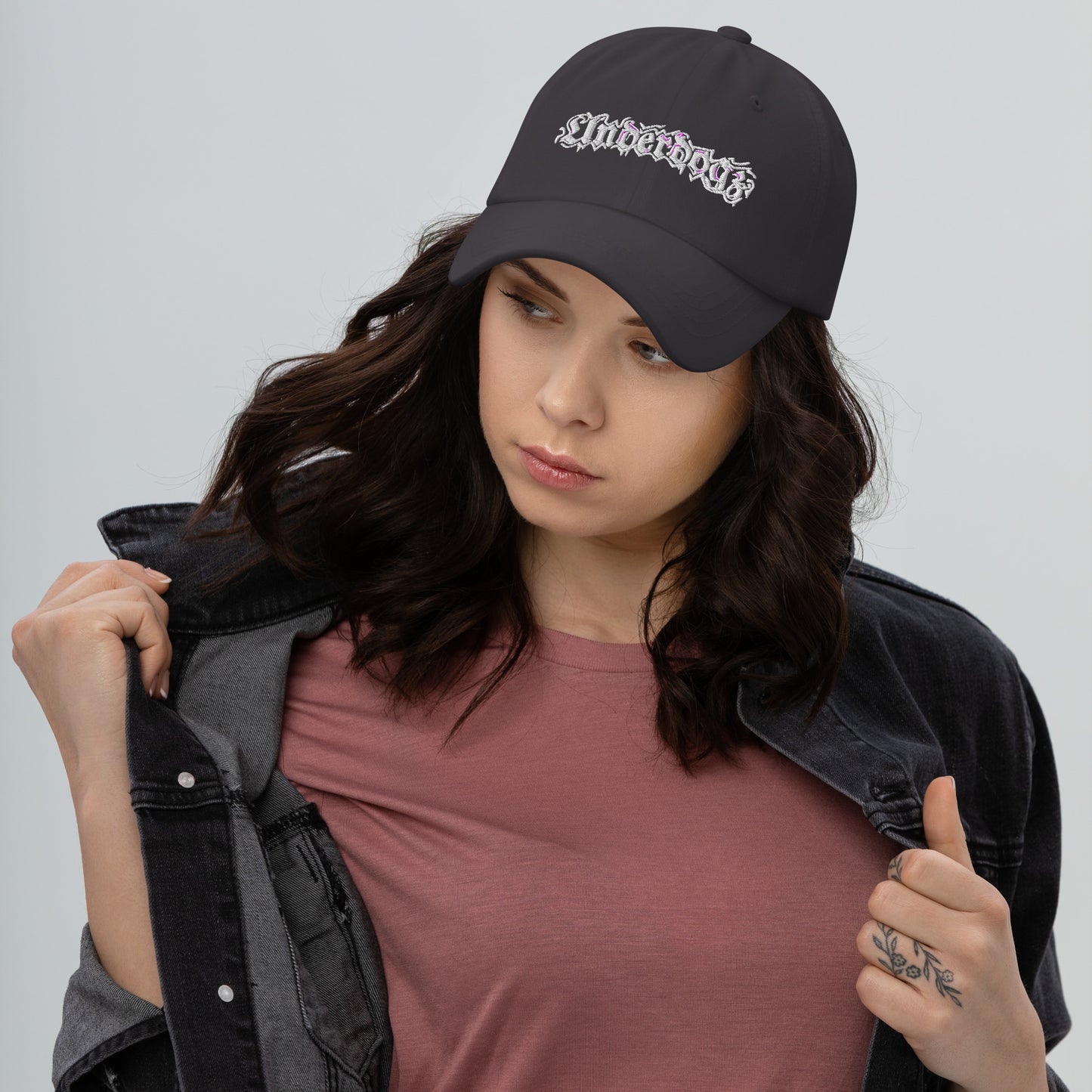 Cap mit Logostickerei, 5 Farben