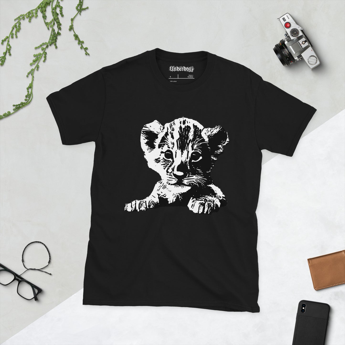 Unisex-T-Shirt Löwenbaby